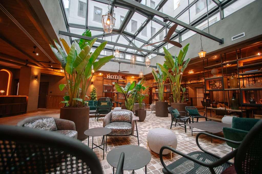Doubletree By Hilton Monti Hotel Roma