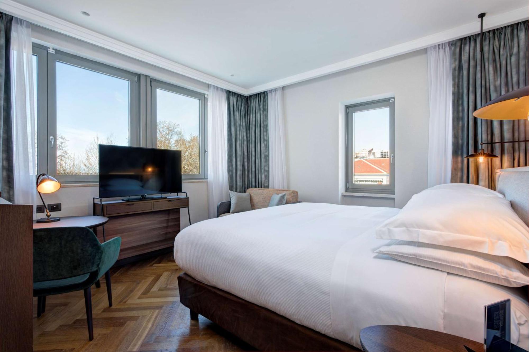 Doubletree By Hilton Monti Roma